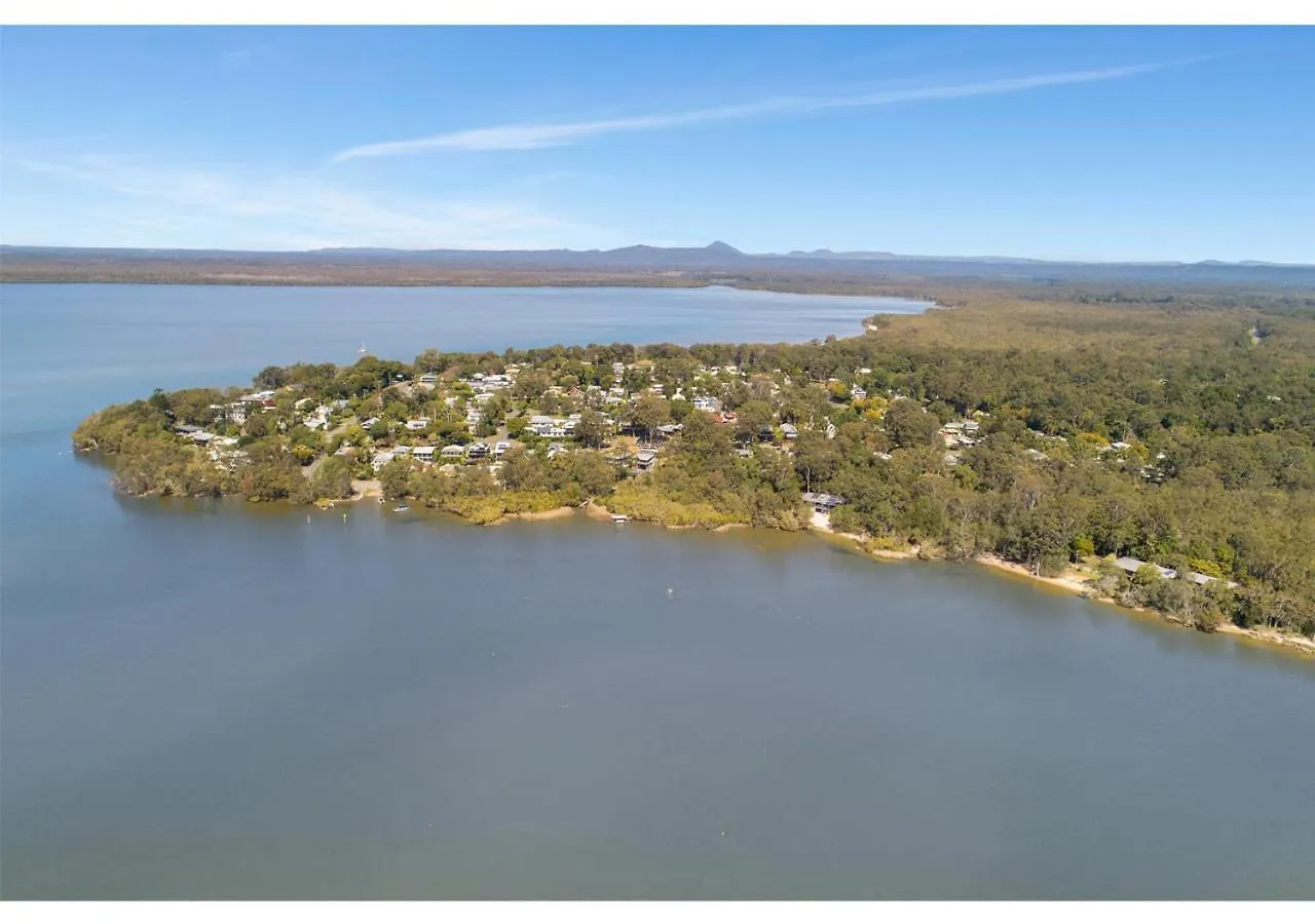 Blissful Lake Retreat Cootharaba Holiday home
