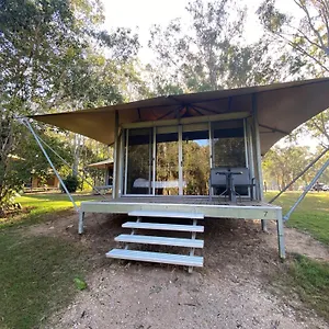3* Luxury tent Habitat Noosa